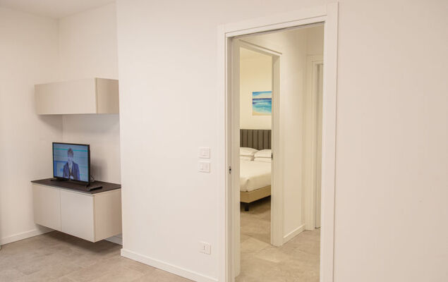 Green House - Photo 9